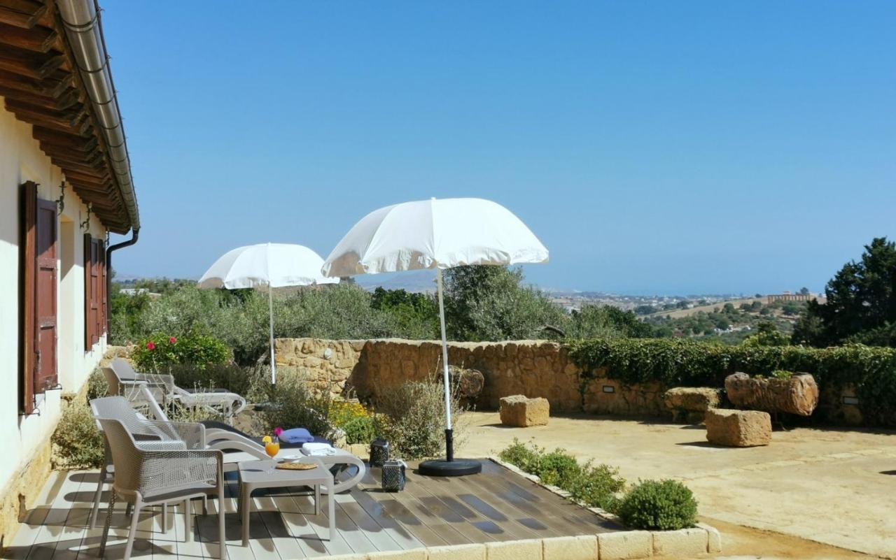 Villa La Lumia B&B Suites & Apartments Agrigento Exterior foto