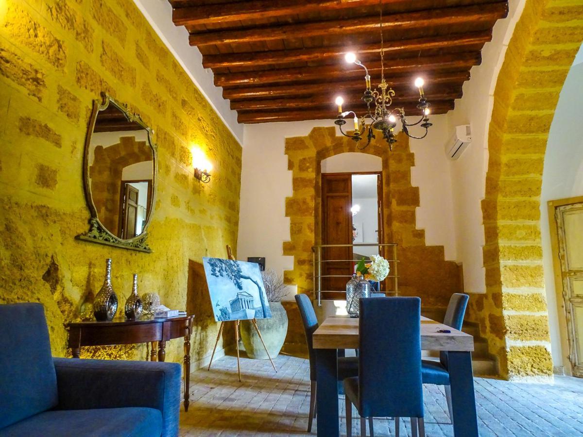 Villa La Lumia B&B Suites & Apartments Agrigento Exterior foto
