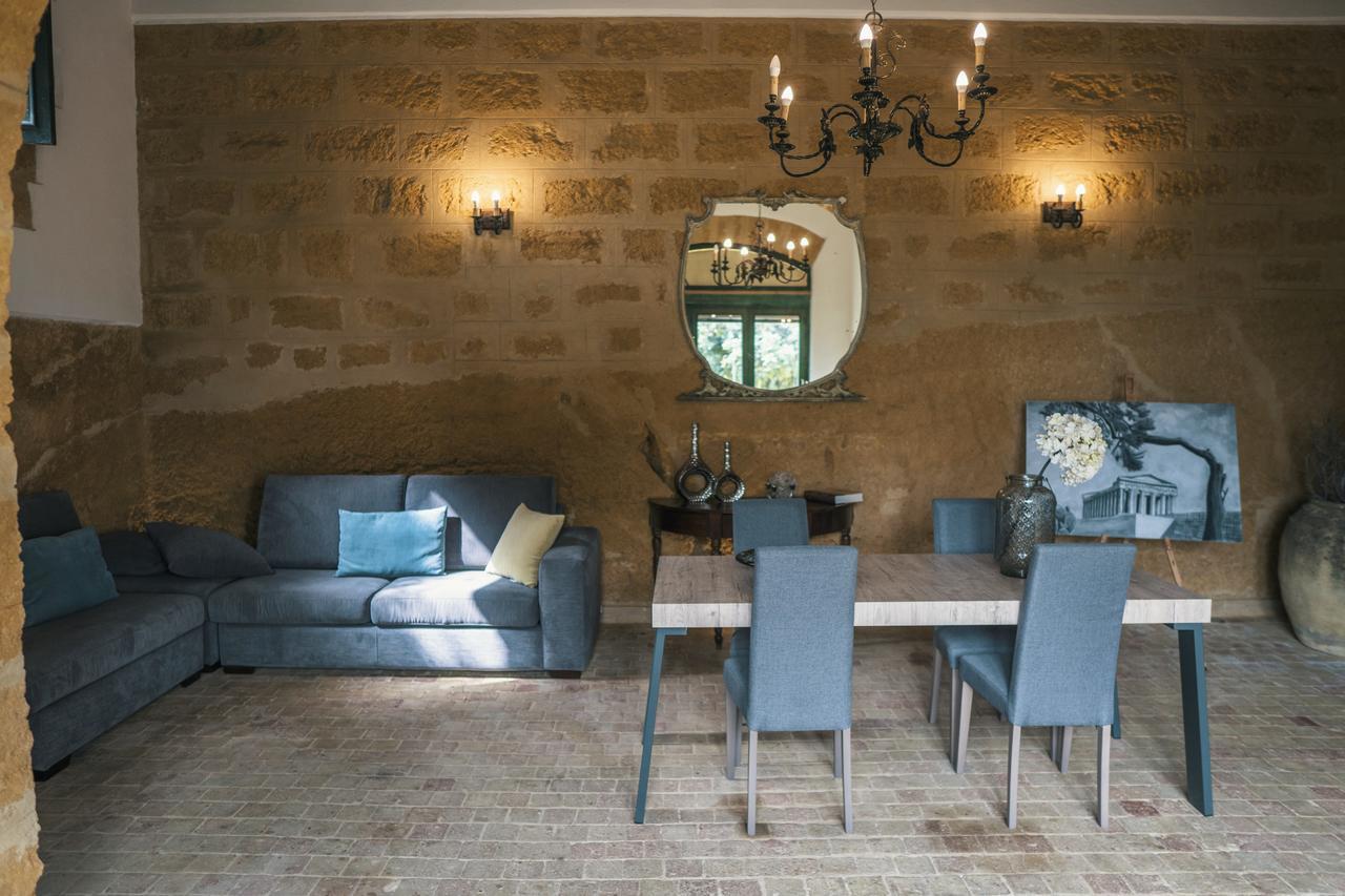 Villa La Lumia B&B Suites & Apartments Agrigento Exterior foto